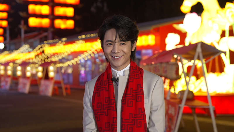 WH6D8JR1WXFPUCGEKWN8 - 🌍NewspaperAmigo – Your Global News Buddy 🗞️ Yibin Steals the Show at 2026 Spring Festival Gala 🌟🎇 video poster