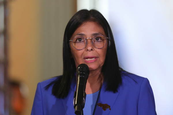 Venezuela’s Leader Urges U.S. to Lift Sanctions Amid Oil Shifts 🛢️