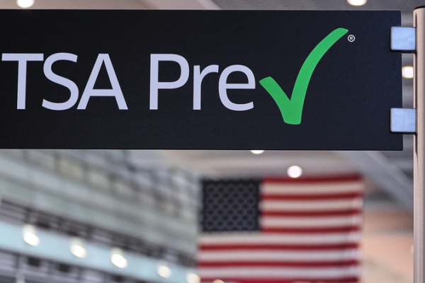 U.S. Travel Chaos: PreCheck & Global Entry Halted Amid Shutdown 🛑✈️