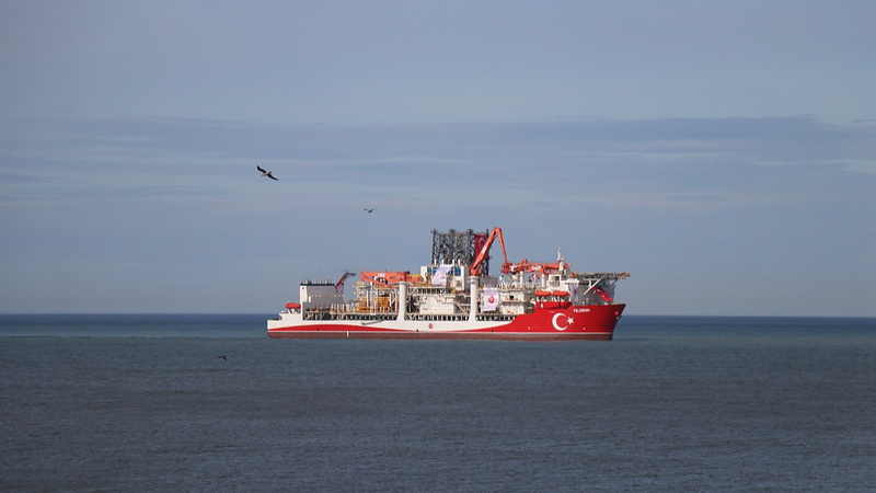 Turkey Launches Historic Offshore Drilling Mission in Somalia 🌊⚓