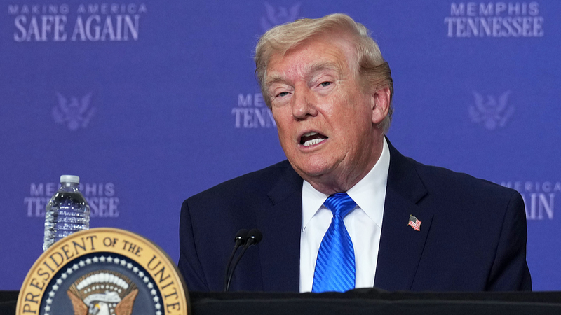 US-Iran Tensions: Strikes Delayed Amid Talks & Denials 🌍⚡