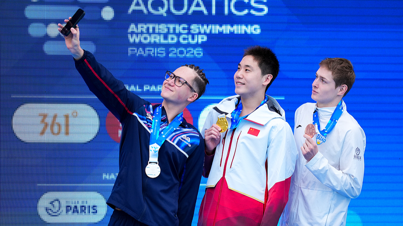 312LLJUSZBC3SKCSMPIX - 🌍NewspaperAmigo – Your Global News Buddy 🗞️ China's Guo Muye Dominates Artistic Swimming World Cup with Gold Double 🏅