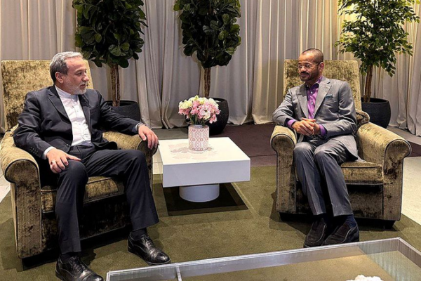 Oman Pushes for Ceasefire in Iran-US-Israel Crisis 🌍✌️