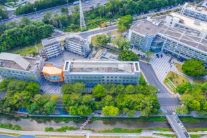 China Bets on AI to Fuel 2026 Job Boom, Backs Grads 🚀👩🎓