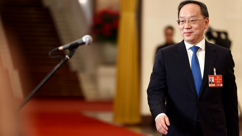 China's AI Industry Soars to $165B in 2025, Robots & Innovation Lead the Charge 🤖🚀