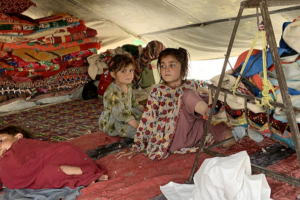 Middle East Tensions Fuel Crisis for Afghan Children Returning from Iran 🌍👧🏽