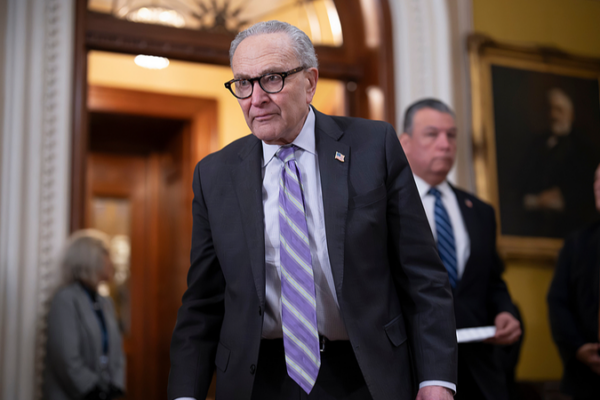 DHS Shutdown Drags On as Parties Clash Over ICE Reforms 🌐✈️