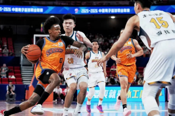 Shanghai Sharks Dominate CBA with Ninth Straight Win 🏀🔥