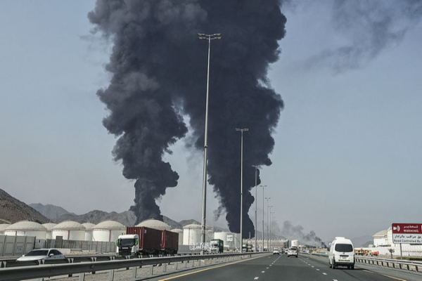 US Strikes Iran’s Oil Hub, Hormuz Crisis Escalates in 2026 🌍💥