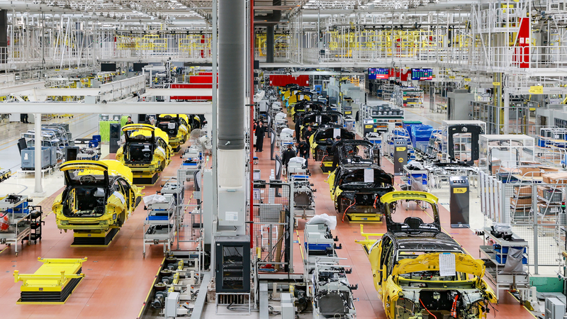 China's Economy Bounces Back: March PMI Hits 12-Month High 🌟