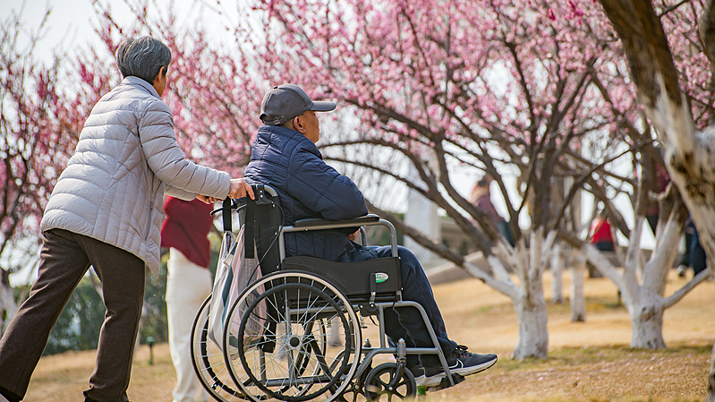 China’s Elderly Care Vouchers Benefit 1M+ Seniors in 2026 🌟