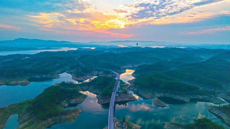 China Unveils World’s Largest Water Network 🌊🇨🇳