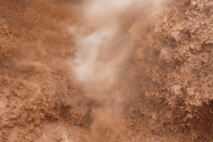 Yellow River's Great Flush: Qingtong Gorge Dam Battles Silt in 2026 🌊💪 video poster