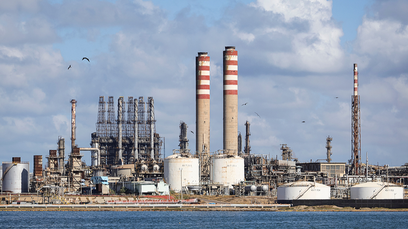 US Eases Venezuela Sanctions to Tackle Global Price Hikes 🌍⛽