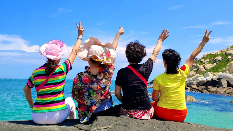 Chinese Women Fuel Domestic Growth Through Self-Care 🌸💼