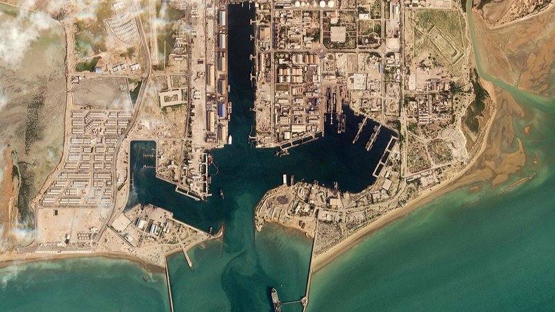 Iran Strikes Oil Tanker in Strait of Hormuz Amid Rising Tensions 🌊💥