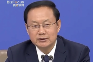 ‘Becoming Chinese’ Trend Sweeps Global Youth 🌏👋 video poster