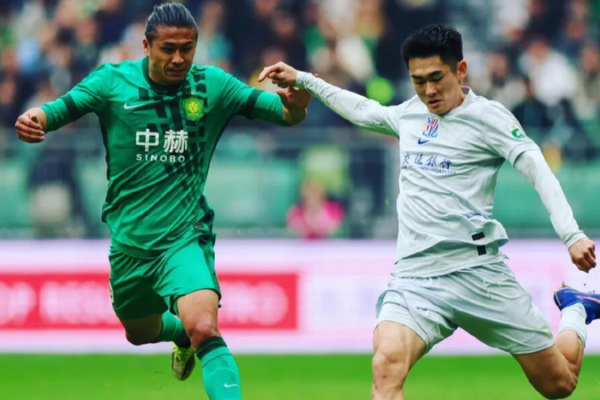 Beijing Guoan & Shanghai Shenhua Clash in CSL Thriller Ends 1-1 🏟️⚽
