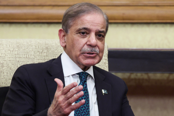 Pakistan & Iran Push for Middle East Peace Talks 🌍✌️