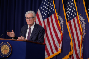 Fed_Holds_Rates_Steady_Amid_Inflation_Worries__Powell_Warns_of__Difficult_Situation_