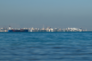 Gulf Tensions Fuel Capital Shift to Singapore & Hong Kong 🌏💼