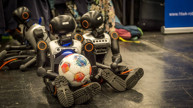 Germany Aims for AI Supremacy with 2030 Capacity Surge 🌐💻