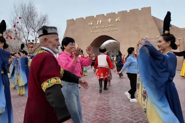 Xinjiang Lights Up with Rouzi Festival Celebrations 🎉 video poster