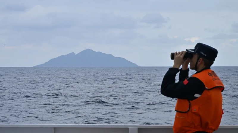 China Coast Guard Patrols Diaoyu Dao Amid Regional Tensions 🌊🚢