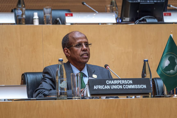 African Union Pushes Peace Talks as Somalia Tensions Soar 🌍✌️