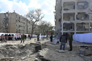 China Urges Citizens to Leave Israel Amid Rising Security Risks 🌍✈️