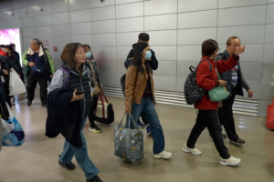 Over 70 Taiwan Residents Evacuated via Mainland Amid Middle East Tensions 🌍✈️