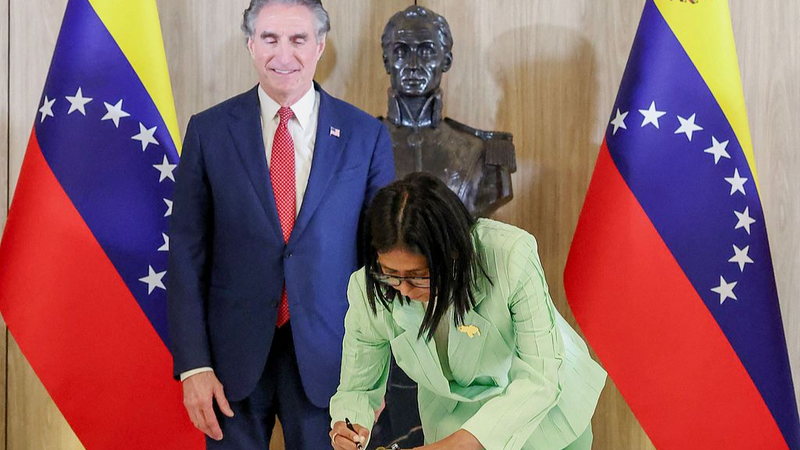 US and Venezuela Restore Diplomatic Ties After 7-Year Freeze 🌍🤝