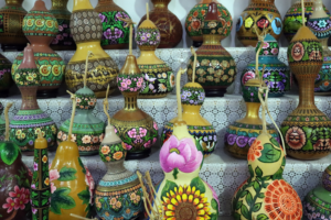 Uygur Gourd Art Keeps Traditions Alive in Xinjiang 🌱🎨