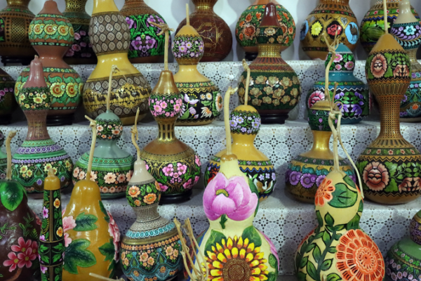 Uygur Gourd Art Keeps Traditions Alive in Xinjiang 🌱🎨
