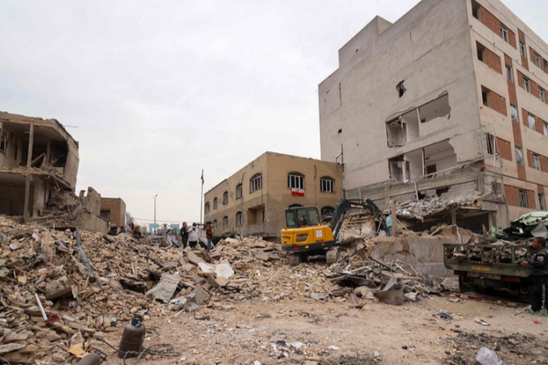 Middle East Tensions Surge: US, Israel Clash with Iran 🌍💥 video poster