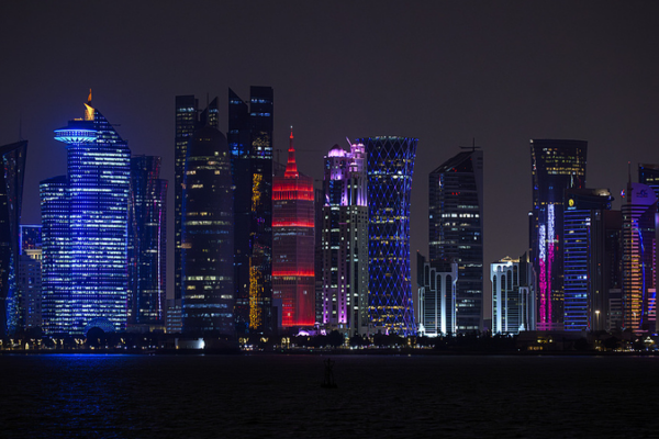 Iran Warns of Retaliation Against Mideast Economic Hubs 🌍⚡