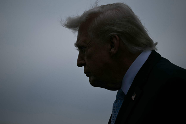 Trump Delays Iran Strikes Amid Talks, Tensions Simmer 🌍⚡