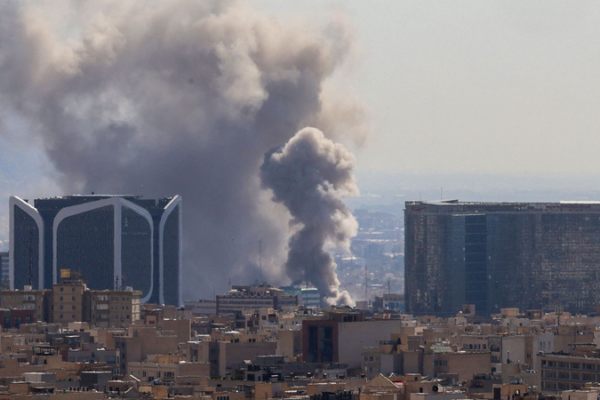 Middle East Crisis Escalates After US-Israel Strikes on Iran 🌍💥 video poster