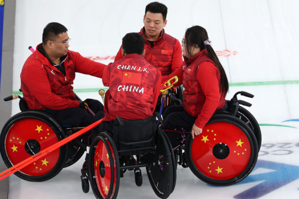 🇨🇳 China's Wheelchair Curling Team Secures Paralympic Final Spot! 🥌
