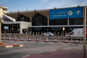 UAE Airports Restart Limited Flights Amid Gulf Tensions ✈️🌍