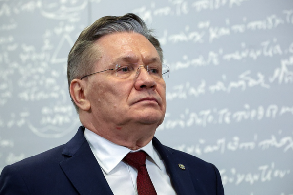 Russia Condemns Attack Near Iran Nuclear Plant, Evacuates Staff 🚨🌍