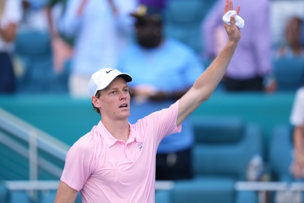 Sinner & Gauff Dominate Miami Open Semis 🎾🔥