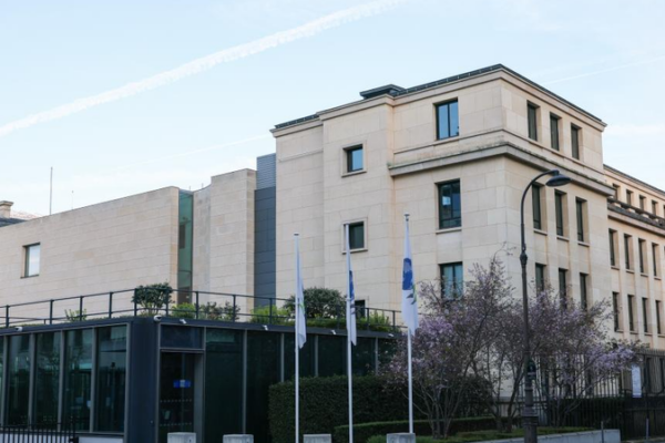 China, US Hail 'Constructive' Trade Talks in Paris 🌏💼