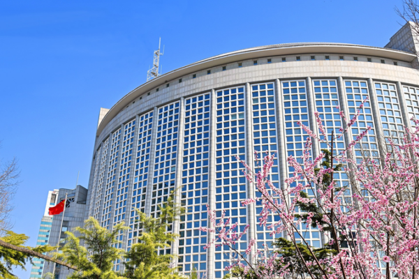 China Calls for Urgent Peace Talks in Iran Conflict 🌍✌️