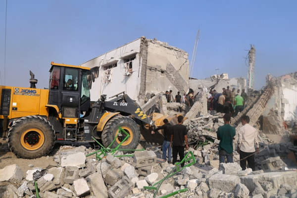 U.S.-Israel Strike on Iran Sparks Middle East Crisis 🌍💥