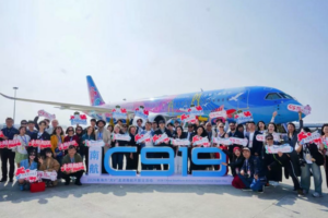 Global Influencers Explore China’s C919 Jet in Bay Area Showcase 🌏✈️