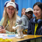 SUJOOTCHHMJ785D6Z1FY - 🌍NewspaperAmigo – Your Global News Buddy 🗞️ US-China Teen Exchange Bridges Cultures Through Tech & Tradition 🎋🤖