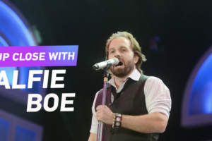 Alfie Boe Brings British Tenor Magic to China in 2026 Tour 🎤🇨🇳 video poster