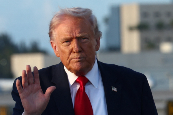 Trump_on_Iran_Oil___Too_Soon_to_Discuss_Seizure__in_2026