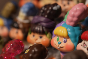 Can a Toy Heal a Lonely Heart? Meet the Designer Turning Stuffed Animals into Emotional Companions 🌟🐰 video poster